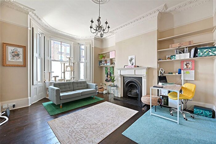 1 Bedroom Flat To Rent In Askew Road, London, W12