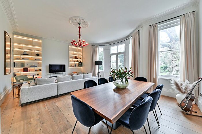 3 Bedroom Flat For Sale In Onslow Gardens, London, SW7