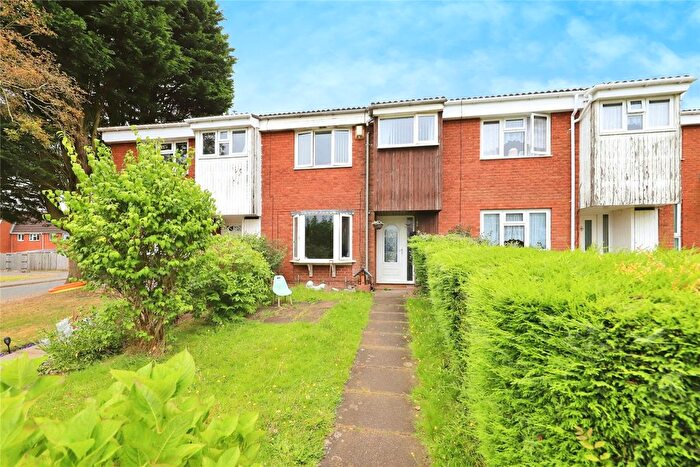 3 Bedroom Terraced House For Sale In Eastney Crescent, Wolverhampton, West Midlands, WV8