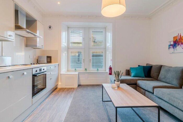 2 Bedroom Flat To Rent In Park Avenue, Stobswell, Dundee, DD4