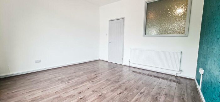 2 Bedroom Flat To Rent In Brynymor Road, Swansea, SA1