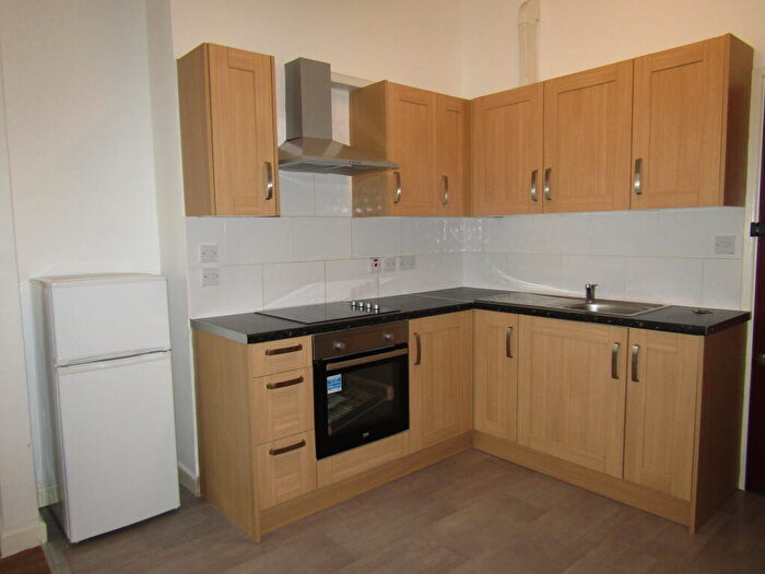 1 Bedroom Apartment To Rent In High Street, Chatham., ME4