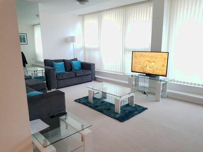 2 Bedroom Flat To Rent In Point Pleasant, London SW18