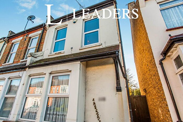 3 Bedroom Terraced House To Rent In FairFax Drive, Westcliff On Sea, SS0