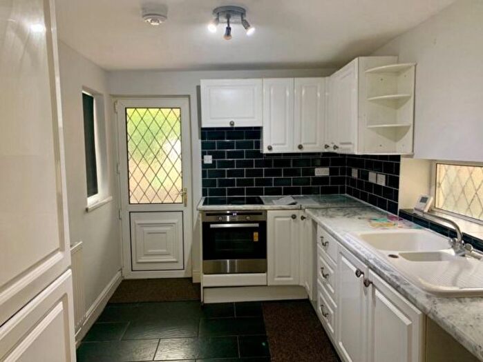 3 Bedroom Semi-Detached House To Rent In Bwrw Road, Loughor, SA4