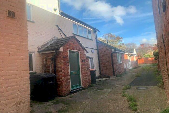 1 Bedroom Property To Rent In Foster Hill Road, Bedford, MK40