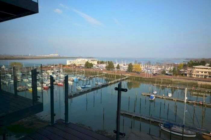 1 Bedroom Flat To Rent In Marina Heights, Gillingham, ME7