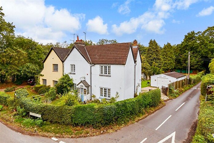 4 Bedroom Semi-Detached House For Sale In Bysing Wood Road, Faversham, Kent, ME13