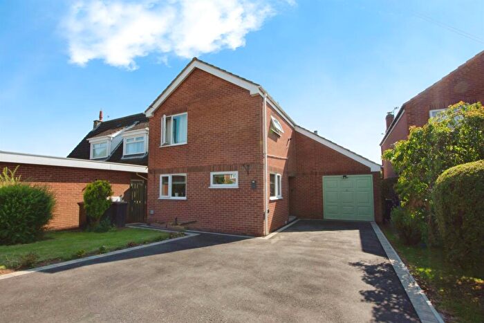 3 Bedroom Detached House For Sale In Lyle Close, Kimberley, Nottingham, NG16