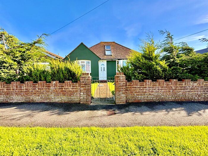 5 Bedroom Detached House For Sale In Sunview Avenue, Peacehaven, BN10