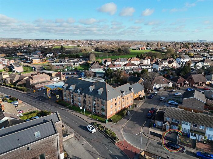 2 Bedroom Flat For Sale In Partridge Court, Southend Road, Stanford-Le-Hope, SS17