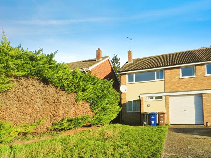 4 Bedroom House To Rent In Leaders Way, Newmarket, CB8