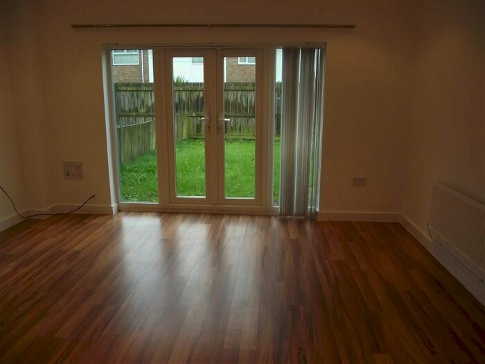 2 Bedroom Town House To Rent In Sycamore Drive, Kirkby, Liverpool, L33