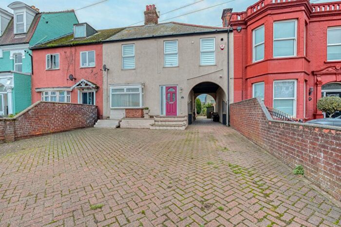 4 Bedroom Terraced House For Sale In Southtown Road, Great Yarmouth, NR31