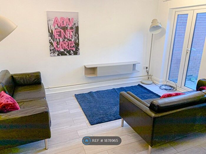 8 Bedroom Terraced House To Rent In Spear Road, Southampton, SO14