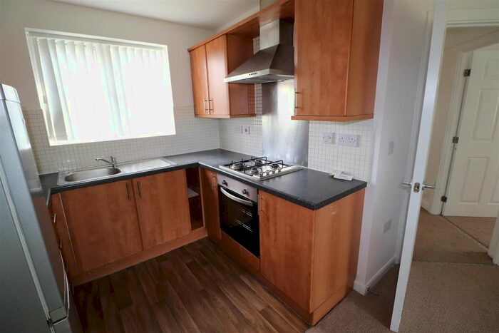 2 Bedroom Flat To Rent In Thackeray Road, Coventry, CV2