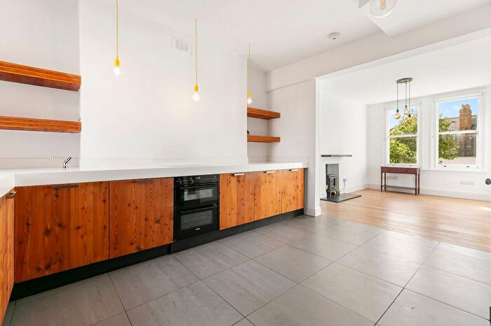 2 Bedroom Flat To Rent In Wymering Mansions, Wymering Road, W9