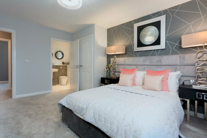 4 Bedroom Detached House For Sale In The Avenue, Overstone, Northampton, NN6