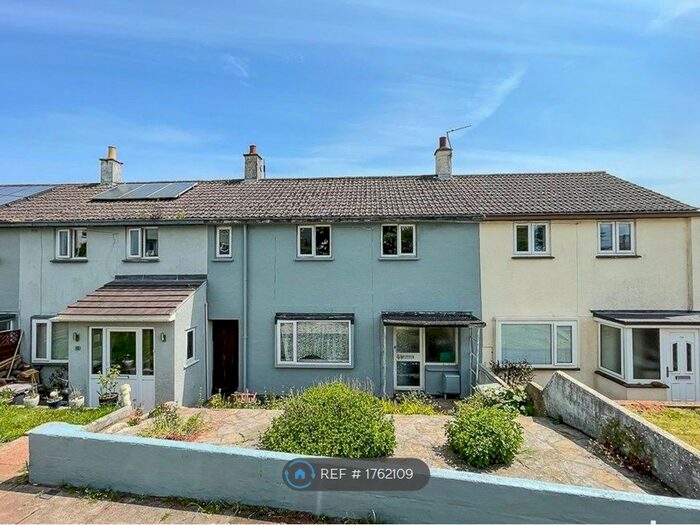 3 Bedroom Terraced House To Rent In Grenville Avenue, Torquay, TQ2