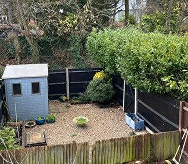1 Bedroom Flat To Rent In Meadowbank, Watford, Hertfordshire, WD19