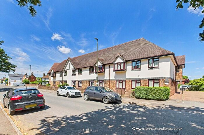 1 Bedroom Retirement Property For Sale In Abbey Court, Chertsey, Surrey, KT16