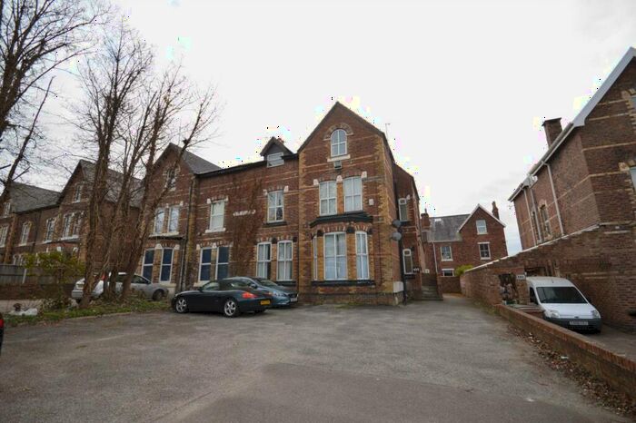 2 Bedroom Flat To Rent In Old Chester Road, Bebington Border, CH42