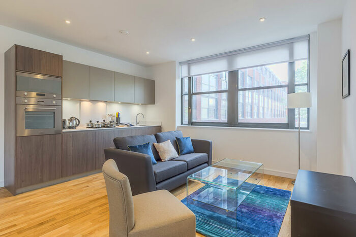 1 Bedroom Flat To Rent In Scimitar House, Eastern Road, Romford, Essex, RM1