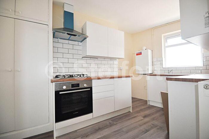 1 Bedroom Apartment To Rent In Pier Road, London, E16
