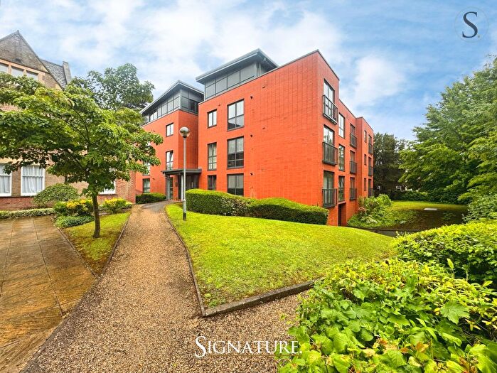 2 Bedroom Flat To Rent In Apartment, Knighton Hayes Hall, C Ratcliffe Road, Leicester, LE2