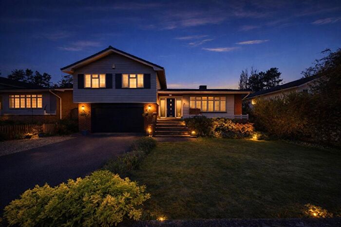 5 Bedroom Detached House For Sale In Forest Close, Cuddington, CW8