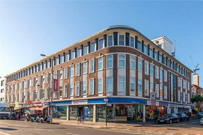 2 Bedroom Flat For Sale In Hartington Road, London, W13