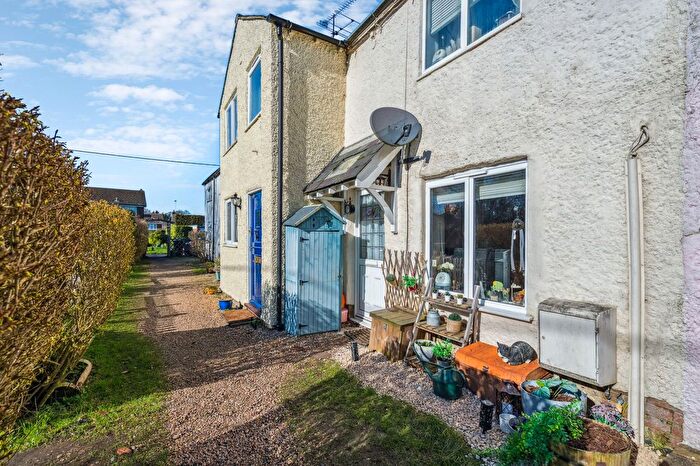 1 Bedroom Terraced House For Sale In The Glebe, Prestwood, HP16