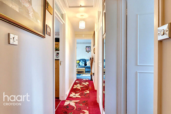 1 Bedroom Block Of Apartments For Sale In Cromwell Road, Croydon, CR0