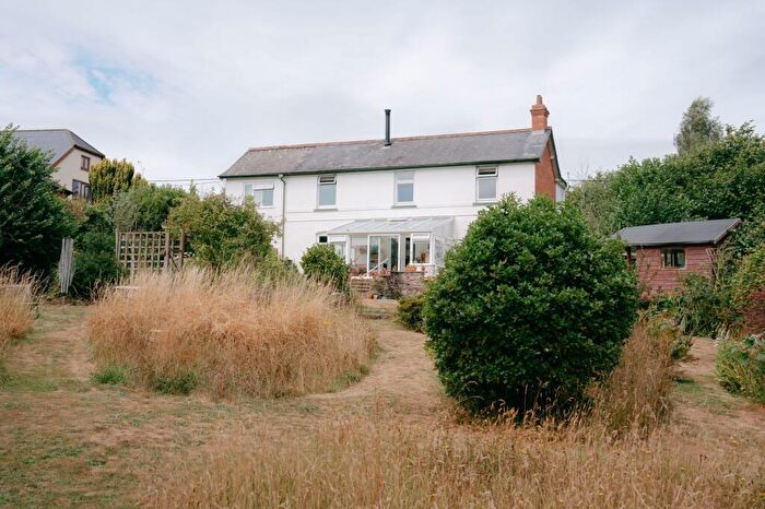 4 Bedroom Detached House For Sale In West End Road, Bradninch, EX5