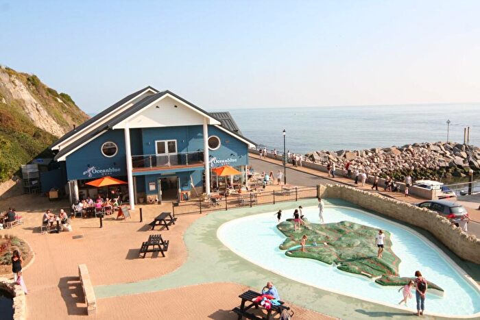 2 Bedroom Apartment To Rent In Market Street, Ventnor, PO38