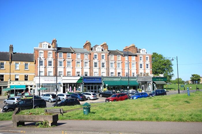 1 Bedroom Flat For Sale In Montpelier Vale, London, SE3