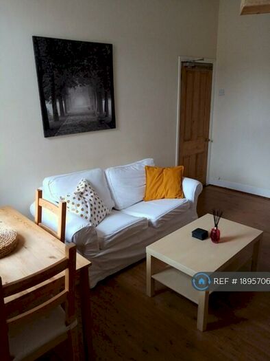 3 Bedroom Flat To Rent In Glenthorn Road, West Jesmond, NE2