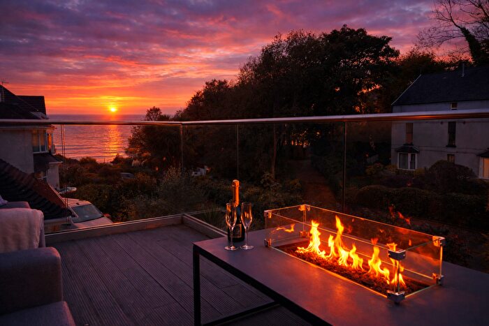 4 Bedroom Detached House For Sale In Rotherslade Road, Langland, Swansea, SA3