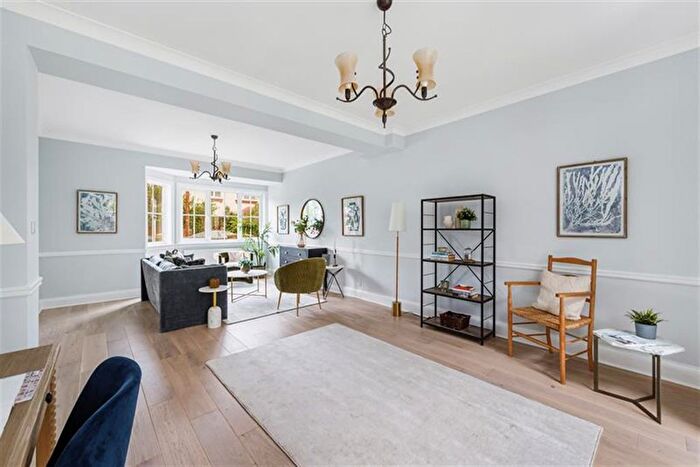 3 Bedroom Detached House To Rent In Messaline Avenue, W3