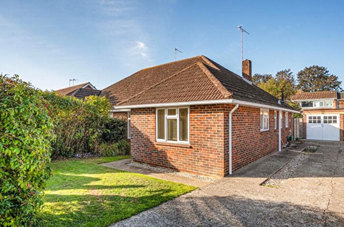 3 Bedroom Semi-Detached Bungalow For Sale In Belgrave Crescent, Chichester, PO19