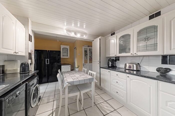 3 Bedroom Terraced House For Sale In Ashmount Park, Lisburn, County Antrim, BT27