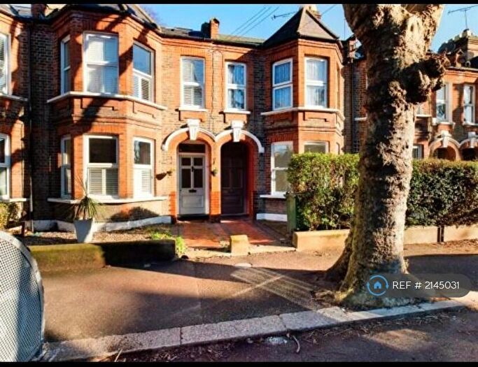 1 Bedroom Maisonette To Rent In Edward Rd, London, E17
