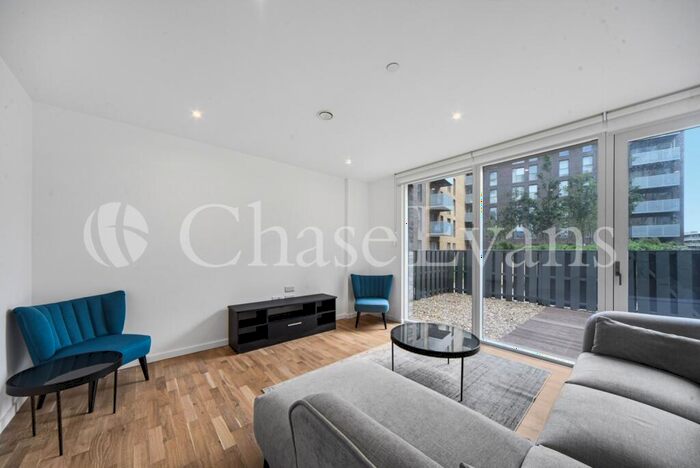 4 Bedroom Flat To Rent In Henry Street, Deptford Landings, Deptford, London, SE8