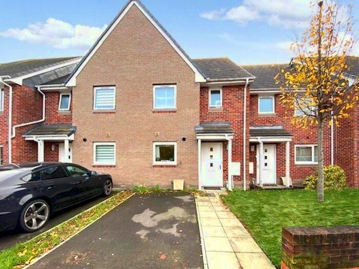 3 Bedroom Property To Rent In Oakley Road, Southampton, SO16