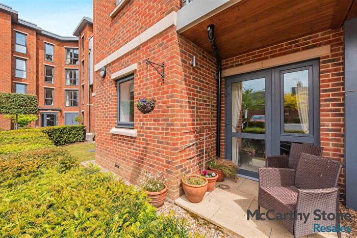 2 Bedroom Flat For Sale In The Dairy, St. Johns Road, Tunbridge Wells, Kent, TN4