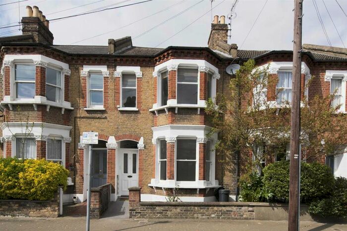 1 Bedroom Flat To Rent In Merivale Road, London, SW15
