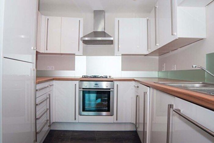 1 Bedroom Flat To Rent In The Crescent, Plymouth, PL1
