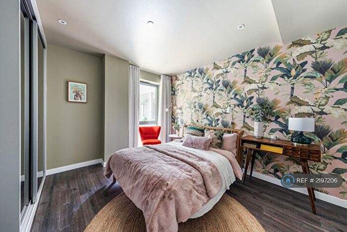 1 Bedroom Flat To Rent In Wallis Road, London, E9