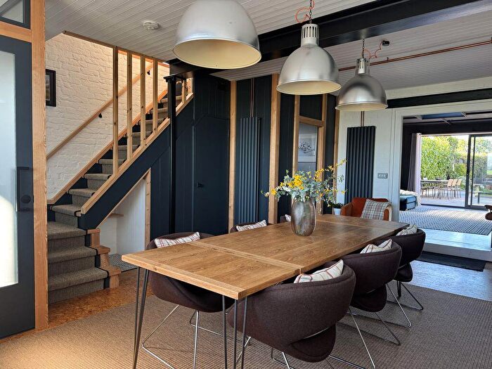2 Bedroom Semi-Detached House For Sale In Poulders Gardens, Sandwich, CT13