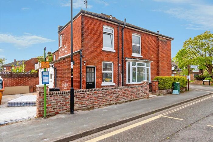 5 Bedroom House For Sale In Handel Terrace, Southampton, Hampshire, SO15